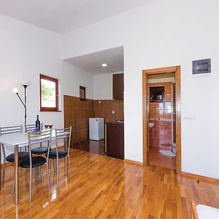 0 Bedroom In Bilice Apartment Kaprije